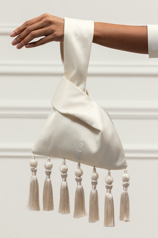 Signature Essentials