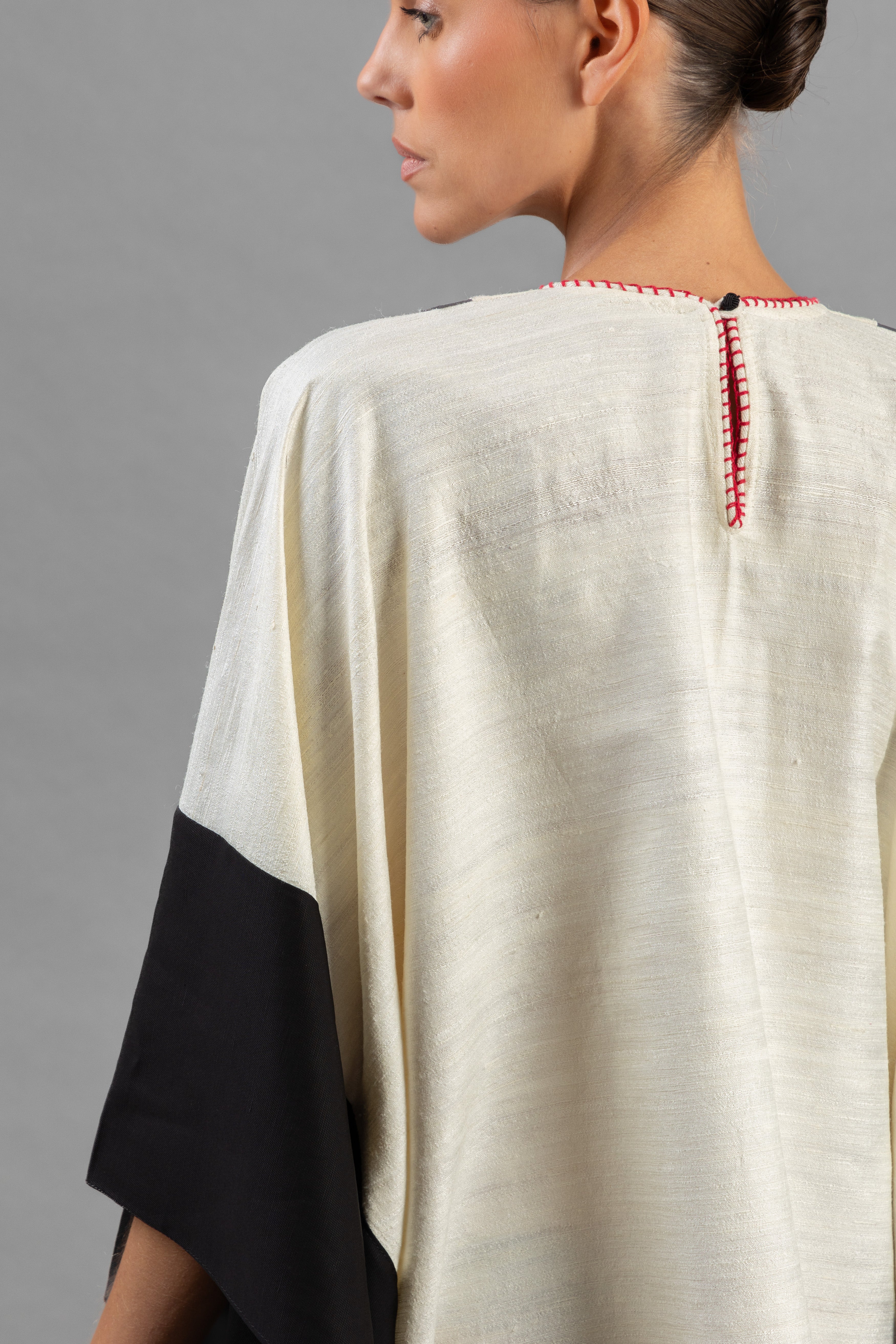 Short Outapi Kaftan – Hamsa by Sharifa AlGhanim